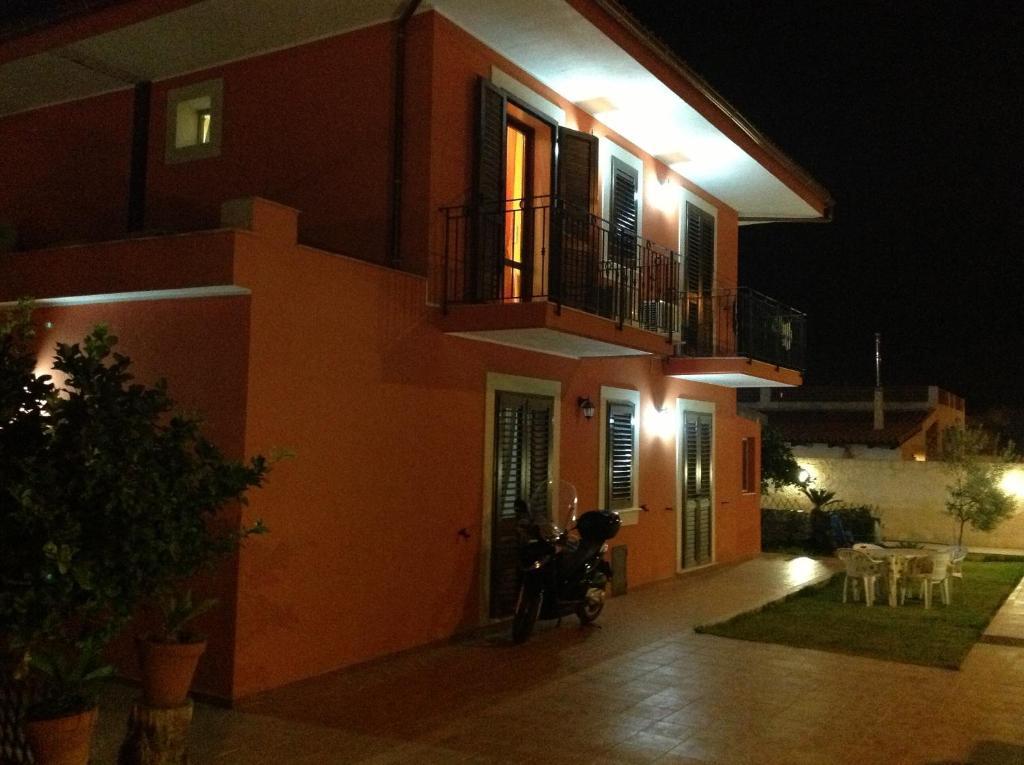 Villa Marco Polo ฟานูซา ภายนอก รูปภาพ
